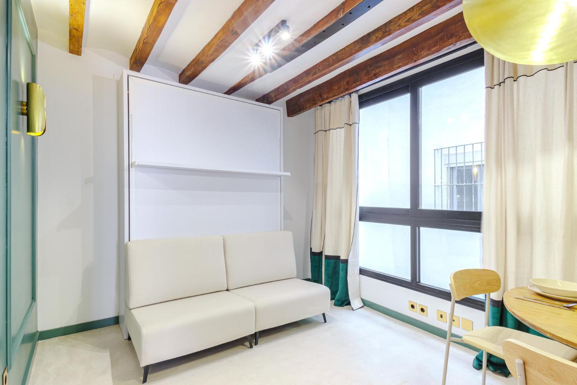 Refined And Practical Studio In Historic Center Of Аликанте Екстериор снимка