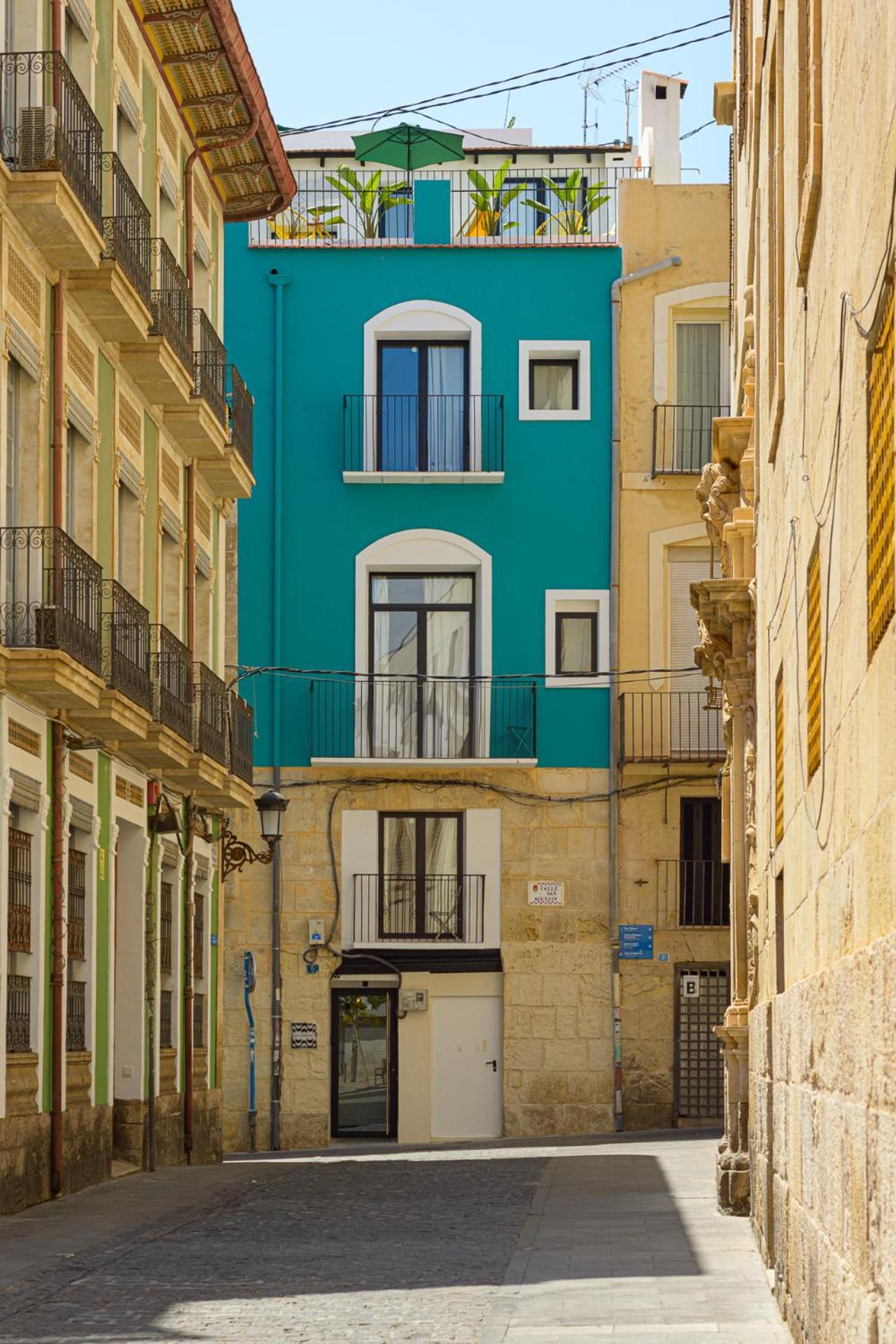 Refined And Practical Studio In Historic Center Of Аликанте Екстериор снимка